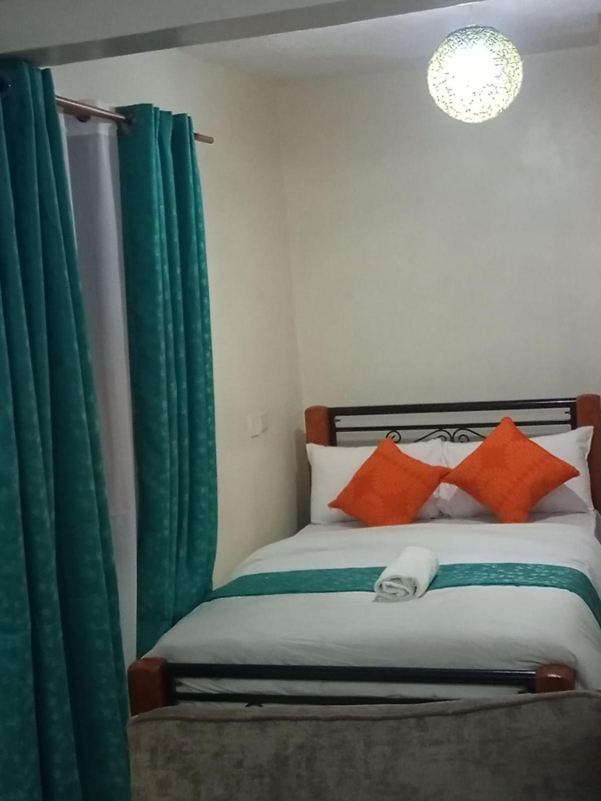 Unique, Modern Studio Apartment Kisumu Bagian luar foto